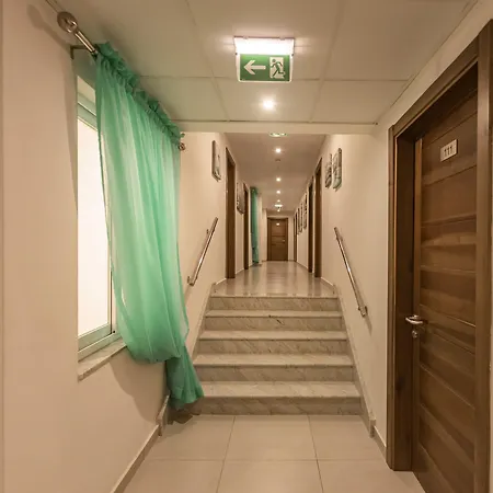 Hotel Cerviola 3*